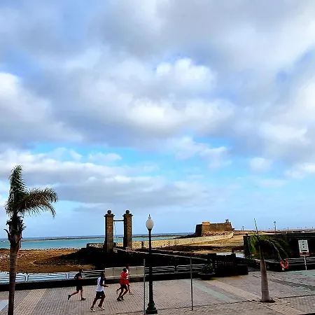 Miramar Hotel 3*