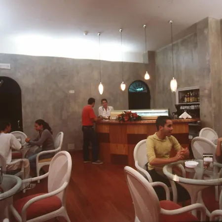 Miramar Ξενοδοχείο 3*